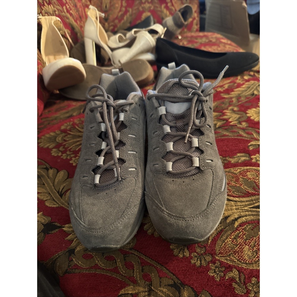 EASY SPIRIT WALK RUN TENNIS SHOES WOMENS GRAY STYLE SEROMY 22 SIZE 9M SNEAKERS